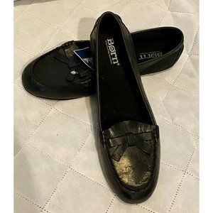 New Born black Leather Loafers bows size 6